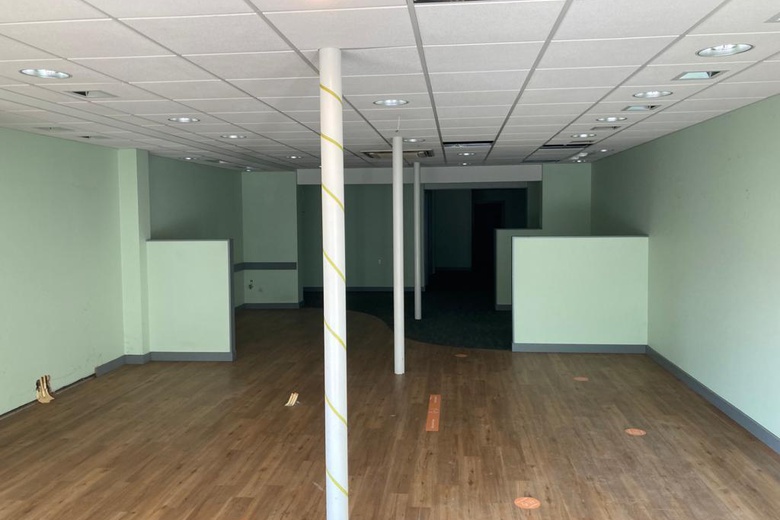 WinkelruimteaanCorridor 11<br/> inValkenswaard WinkelruimteaanCorridor 11<br/> inValkenswaard