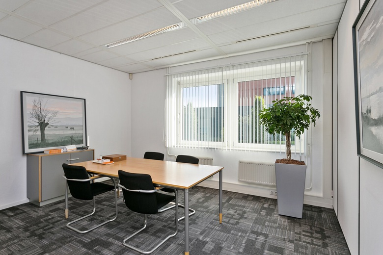 KantoorruimteaanLinie 580<br/> inApeldoorn KantoorruimteaanLinie 580<br/> inApeldoorn