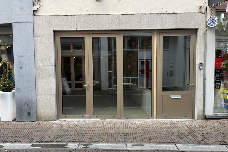 WinkelruimteaanLimbrichterstraat 15<br/> inSittard WinkelruimteaanLimbrichterstraat 15<br/> inSittard