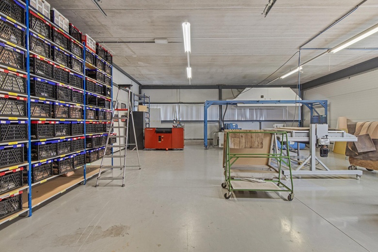 BedrijfsruimteaanZanddonkweg 6<br/> inWaalwijk BedrijfsruimteaanZanddonkweg 6<br/> inWaalwijk