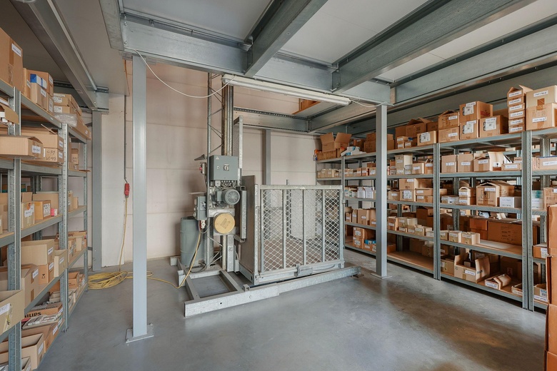 BedrijfsruimteaanLimmerick 86<br/> inAmsterdam