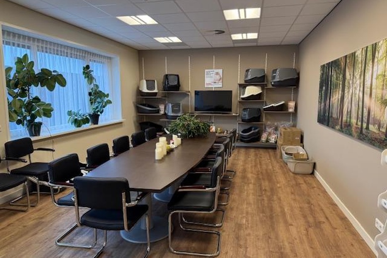 BedrijfsruimteaanWalnootberg 14<br/> inEemnes