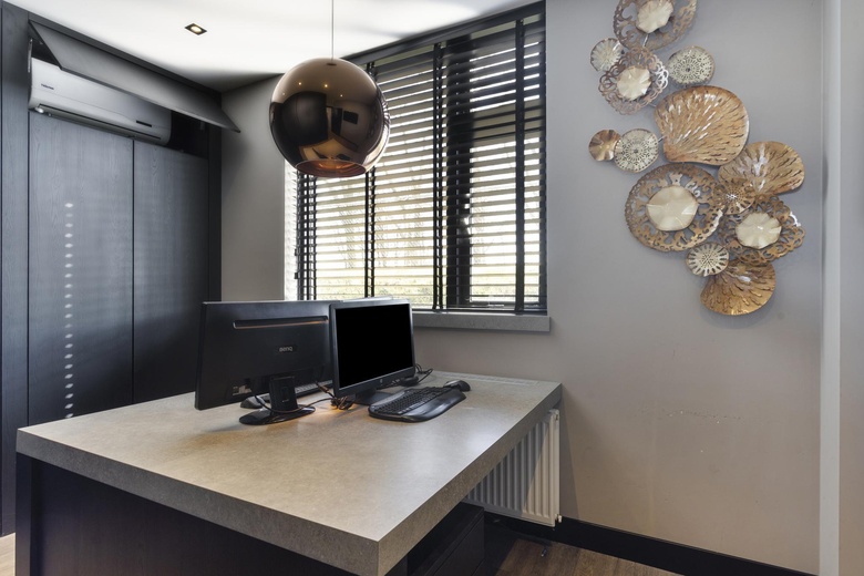 Bedrijfsruimteaande Kromme Nol 4<br/> inWijk en Aalburg Bedrijfsruimteaande Kromme Nol 4<br/> inWijk en Aalburg