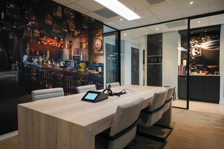 KantoorruimteaanStationsplein 1<br/> inHeesch