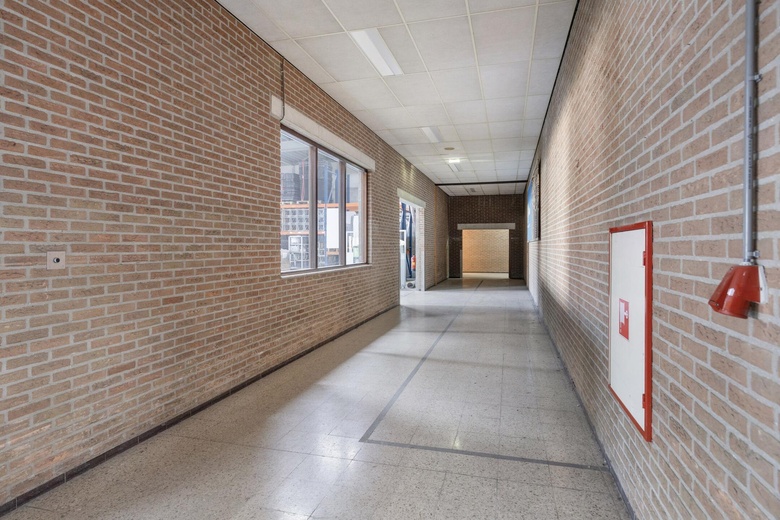 BedrijfsruimteaanNijverheidsstraat 9<br/> inLichtenvoorde BedrijfsruimteaanNijverheidsstraat 9<br/> inLichtenvoorde