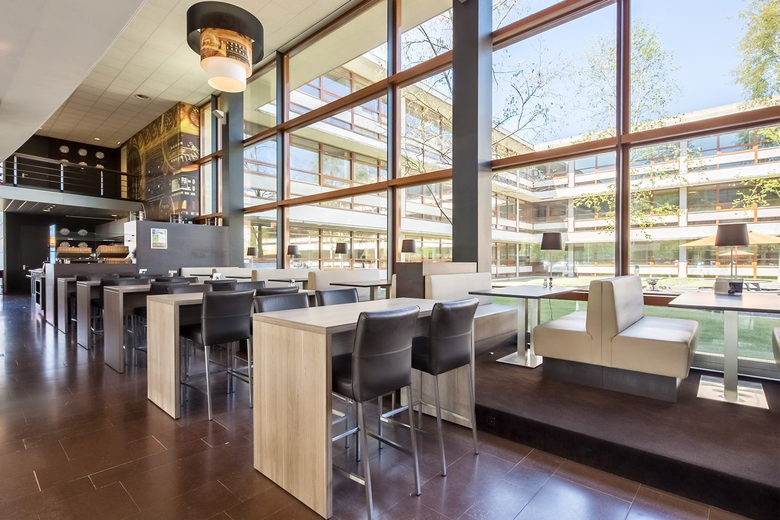 KantoorruimteaanEricssonstraat 2<br/> inRijen