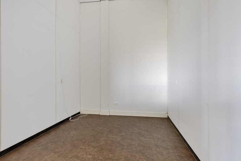 BedrijfsruimteaanPoortland 210<br/> inAmsterdam BedrijfsruimteaanPoortland 210<br/> inAmsterdam