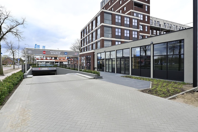 Bekijk foto 1 van Edeseweg 101 Bekijk foto 1 van Edeseweg 101