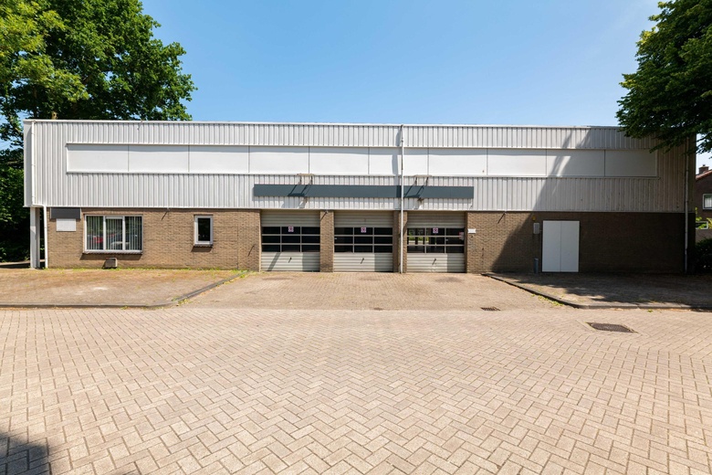 BedrijfsruimteaanRijksstraatweg 109<br/> inHellevoetsluis