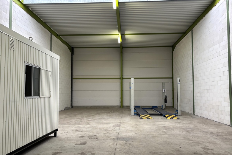 BedrijfsruimteaanMarconistraat 2-18<br/> inLandgraaf