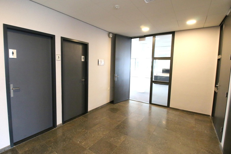 KantoorruimteaanHogeweg 43<br/> inZaltbommel KantoorruimteaanHogeweg 43<br/> inZaltbommel