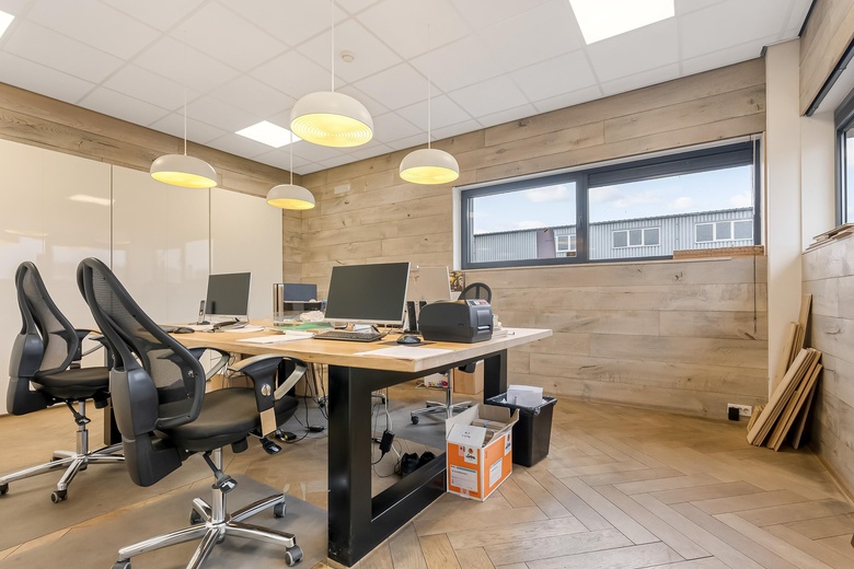 BedrijfsruimteaanBolderweg 44<br/> inLelystad BedrijfsruimteaanBolderweg 44<br/> inLelystad