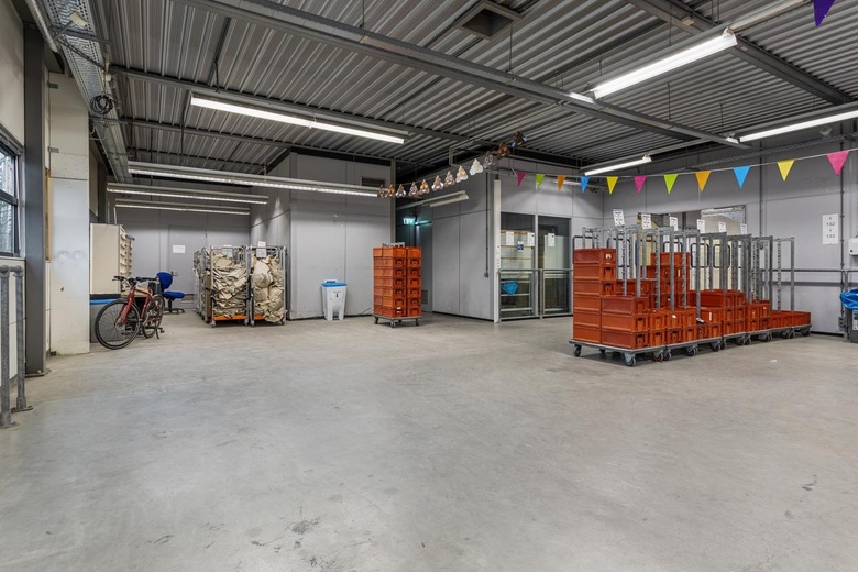 BedrijfsruimteaanTransistorstraat 141<br/> inAlmere BedrijfsruimteaanTransistorstraat 141<br/> inAlmere