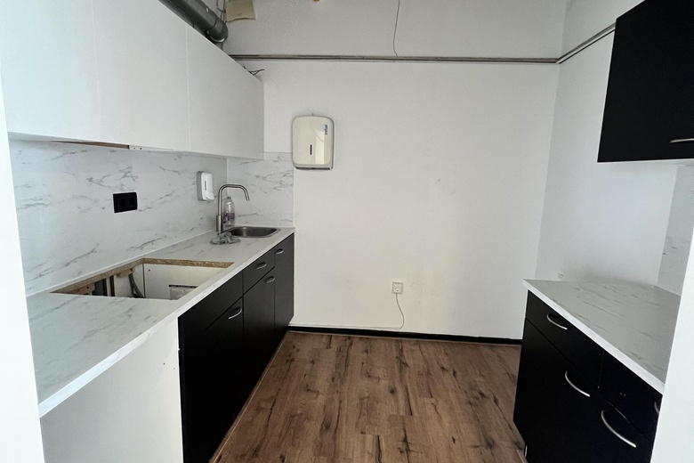 BedrijfsruimteaanTijnmuiden 85<br/> inAmsterdam