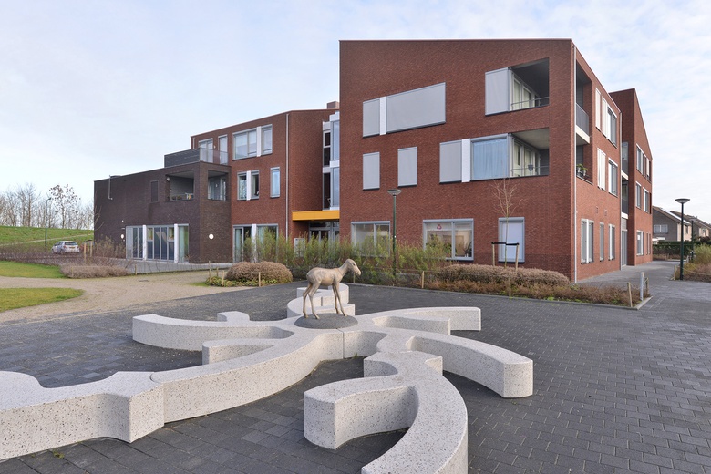 Bekijk foto 1 van Laban Deurloostraat 19 Bekijk foto 1 van Laban Deurloostraat 19