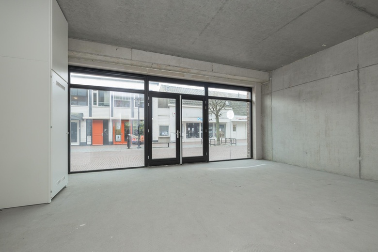 WinkelruimteaanKanaalstraat 3<br/> inLisse WinkelruimteaanKanaalstraat 3<br/> inLisse