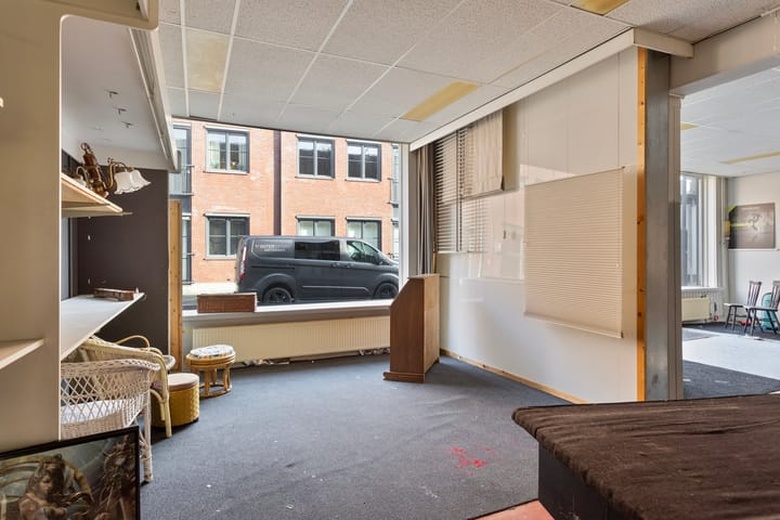 WinkelruimteaanSint Janstraat 11 B<br/> inOosterhout WinkelruimteaanSint Janstraat 11 B<br/> inOosterhout