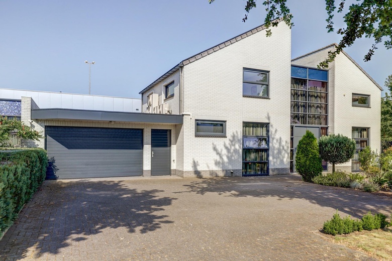 BedrijfsruimteaanBreedijk 20 - 22<br/> inHelmond