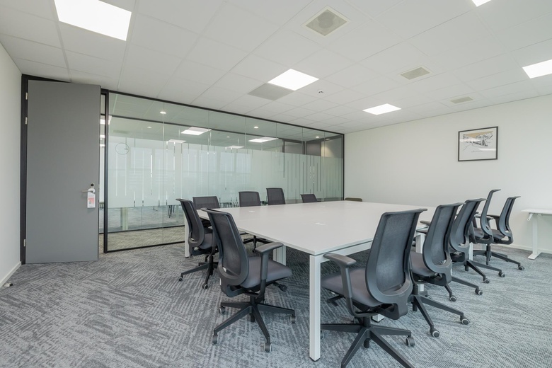 KantoorruimteaanMendelweg 32<br/> inLeiden KantoorruimteaanMendelweg 32<br/> inLeiden