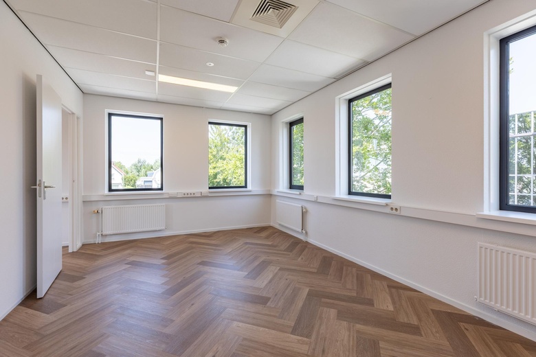 KantoorruimteaanAalsmeerderweg 604 - 610<br/> inRozenburg KantoorruimteaanAalsmeerderweg 604 - 610<br/> inRozenburg