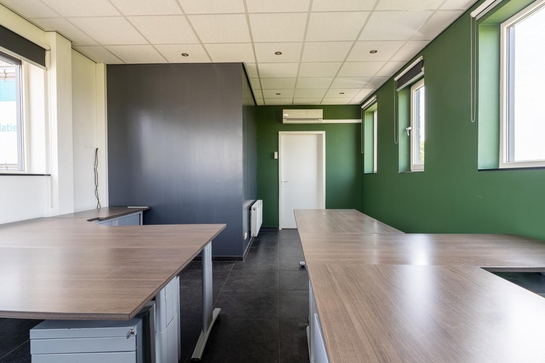 BedrijfsruimteaanNijverheidstraat 4<br/> inWijk en Aalburg