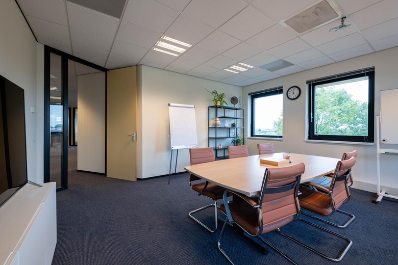 KantoorruimteaanSpoorhaven 76<br/> inBerkel en Rodenrijs