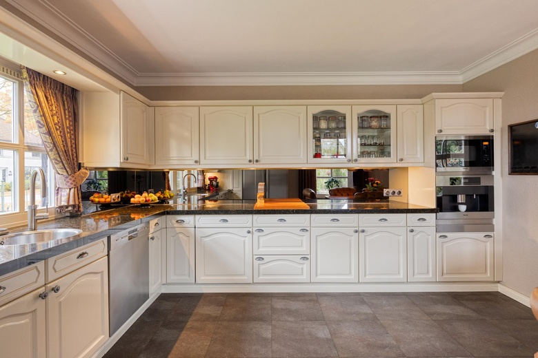 BedrijfsruimteaanHeesterseweg 27<br/> inGeffen