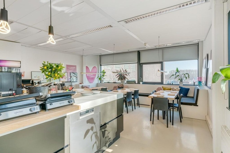 KantoorruimteaanWillemsweg 73<br/> inHoorn KantoorruimteaanWillemsweg 73<br/> inHoorn