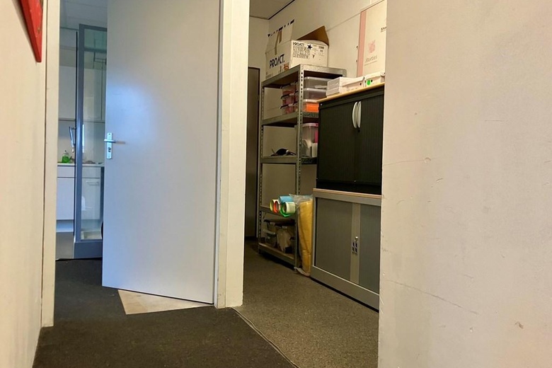 BedrijfsruimteaanEenspan 10 L<br/> inZeewolde