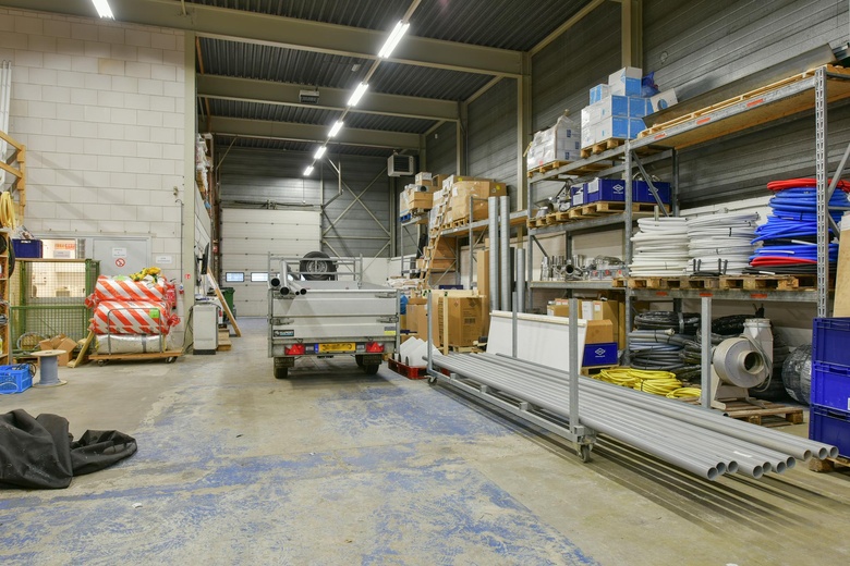 BedrijfsruimteaanMercuriusweg 11<br/> inBarneveld BedrijfsruimteaanMercuriusweg 11<br/> inBarneveld