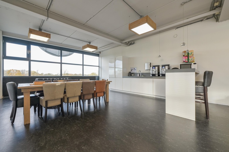 KantoorruimteaanAnthonie Fokkerstraat 33 B<br/> inBarneveld