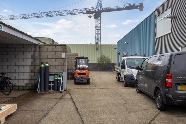 BedrijfsruimteaanIndustrieweg 20<br/> inSliedrecht BedrijfsruimteaanIndustrieweg 20<br/> inSliedrecht