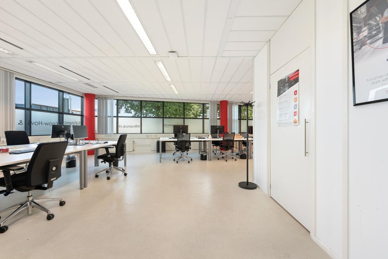 KantoorruimteaanStationsplein 1<br/> inZwijndrecht