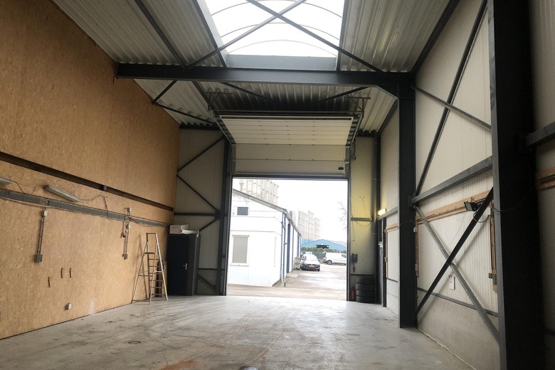 BedrijfsruimteaanMillenerweg 24 C<br/> inSittard