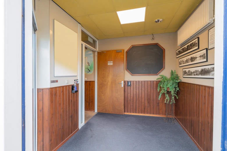 BedrijfsruimteaanTransportweg 21<br/> inNieuwkoop BedrijfsruimteaanTransportweg 21<br/> inNieuwkoop
