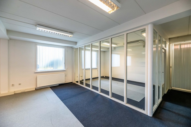 KantoorruimteaanBeatrixhaven 8 b<br/> inWerkendam KantoorruimteaanBeatrixhaven 8 b<br/> inWerkendam