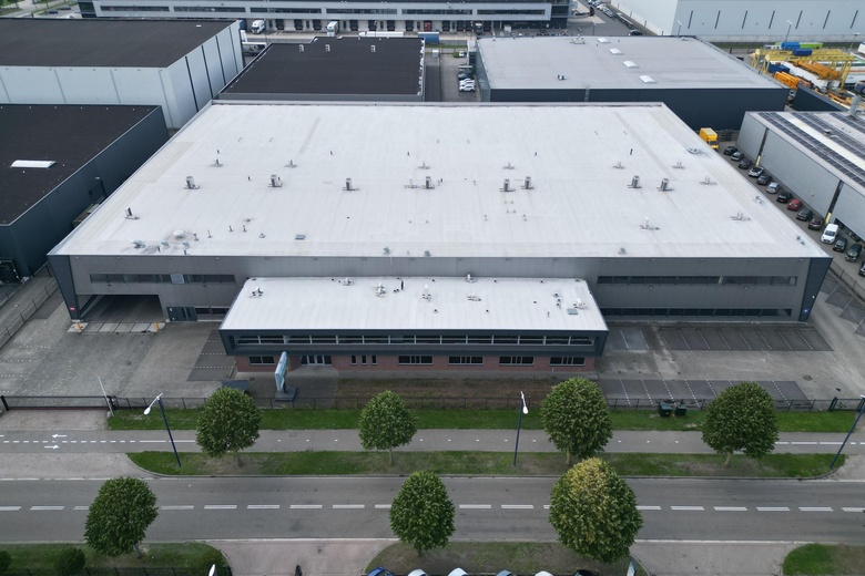 BedrijfsruimteaanDoornhoek 3765<br/> inVeghel BedrijfsruimteaanDoornhoek 3765<br/> inVeghel