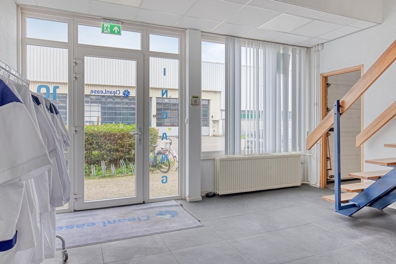 BedrijfsruimteaanIndustrieweg 10<br/> inAlphen aan den Rijn BedrijfsruimteaanIndustrieweg 10<br/> inAlphen aan den Rijn