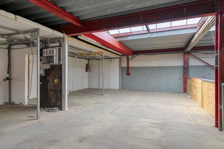 BedrijfsruimteaanIndustrieweg 2 E<br/> inMaassluis BedrijfsruimteaanIndustrieweg 2 E<br/> inMaassluis