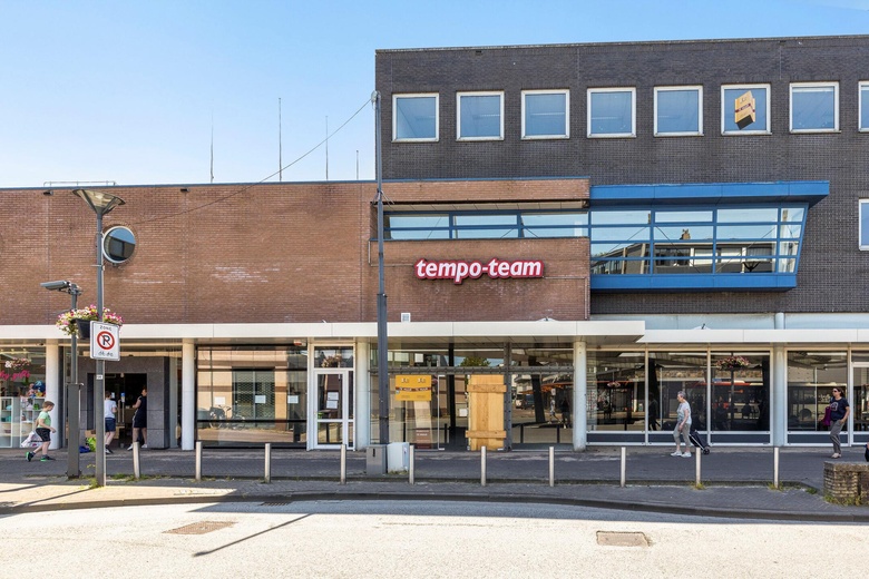 WinkelruimteaanRoselaarplein 17 - 31<br/> inRoosendaal