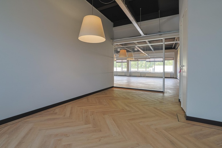 BedrijfsruimteaanFlevolaan 38<br/> inWeesp BedrijfsruimteaanFlevolaan 38<br/> inWeesp