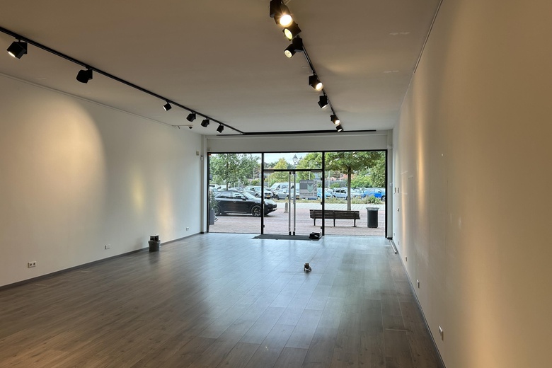 WinkelruimteaanEmmaplein 12<br/> inBilthoven WinkelruimteaanEmmaplein 12<br/> inBilthoven