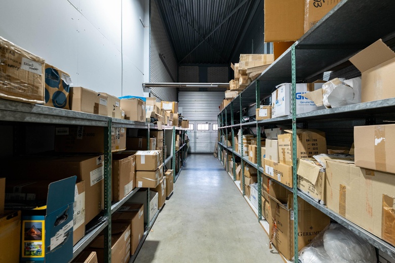 BedrijfsruimteaanDaltonweg 7<br/> inHellevoetsluis