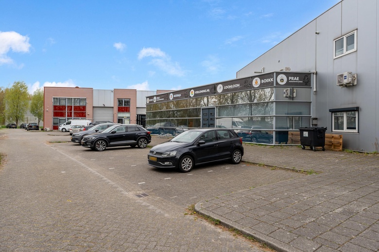 BedrijfsruimteaanKiotoweg 157<br/> inRotterdam