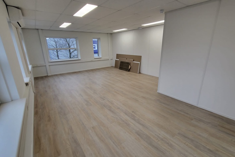 KantoorruimteaanEditiestraat 31<br/> inAlmere KantoorruimteaanEditiestraat 31<br/> inAlmere