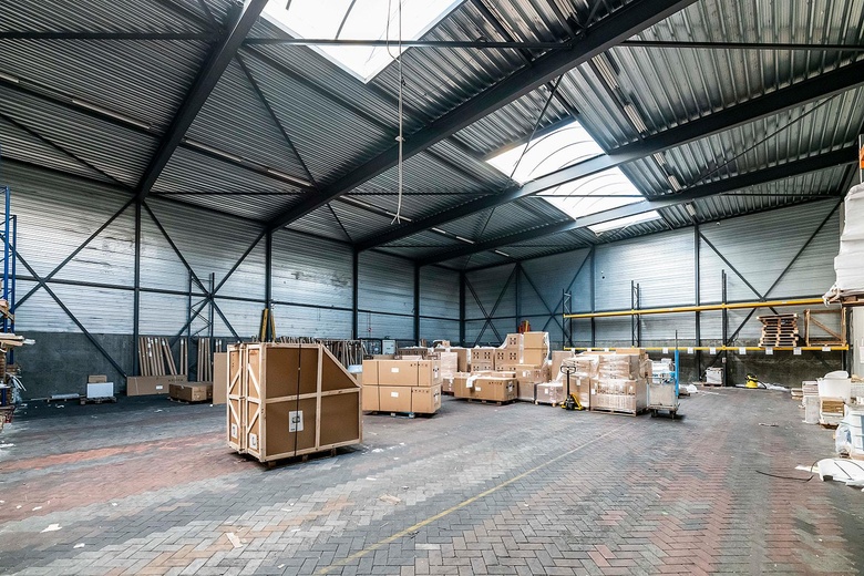 BedrijfsruimteaanHofweg 13<br/> inSpijkenisse