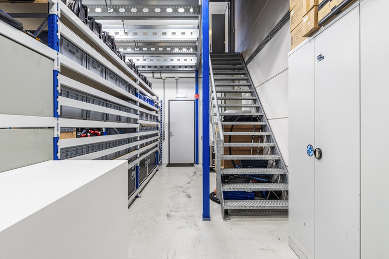 BedrijfsruimteaanAmbachtweg 17<br/> inMoordrecht