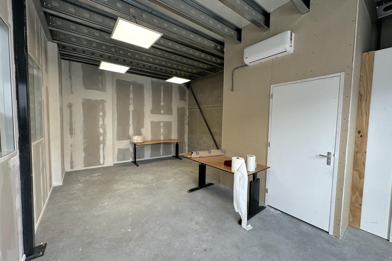 BedrijfsruimteaanMarconiweg 28<br/> inTholen BedrijfsruimteaanMarconiweg 28<br/> inTholen