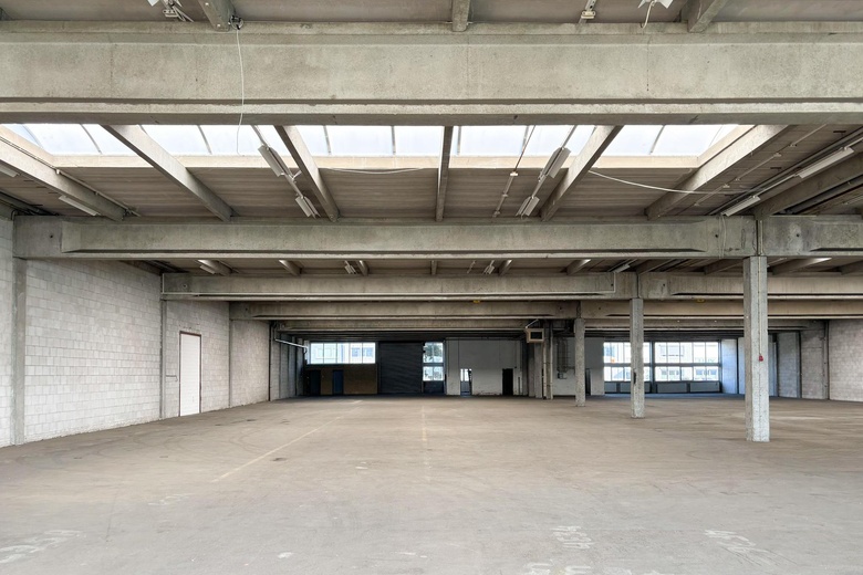 BedrijfsruimteaanPampuslaan 81<br/> inWeesp