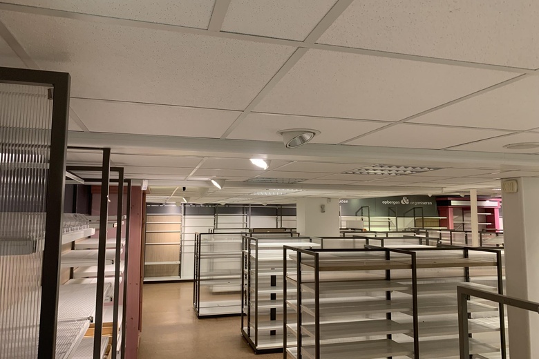 WinkelruimteaanRaadhuisplein 25 - 27<br/> inRozenburg